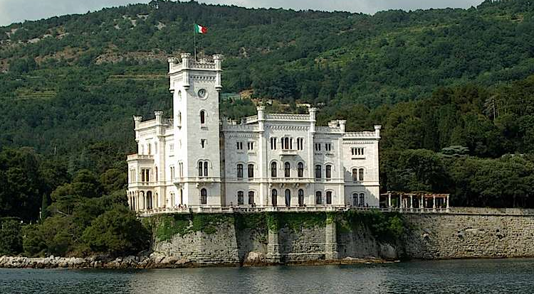 Miramare - hrad - zámek - Itálie - cestování - dovolená v itálii - Panda na cestach - panda1709
